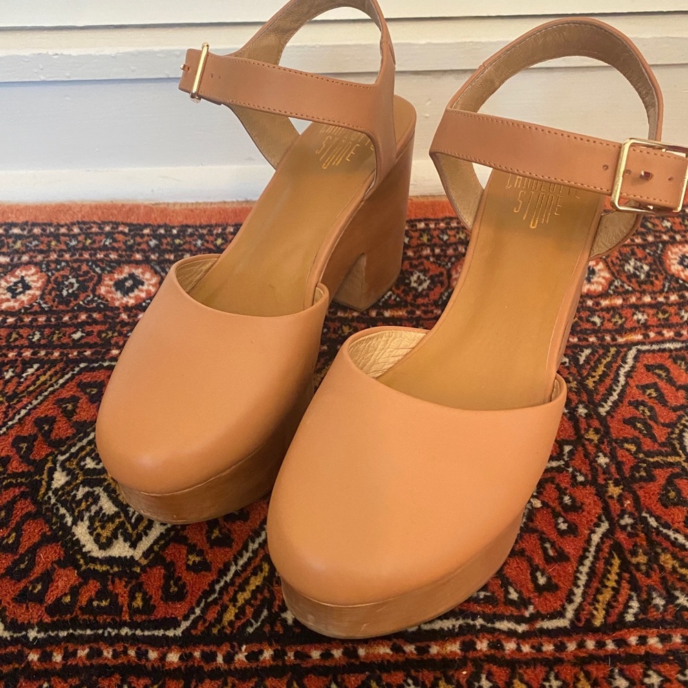 Charlotte stone Sal Clog size 9